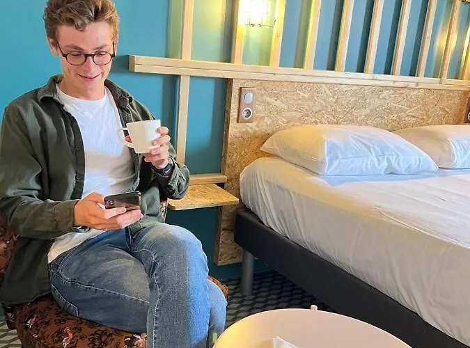 Hotel Birgit Centre 3*