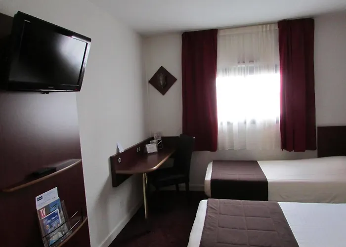 Birgit Centre Hotel 3*