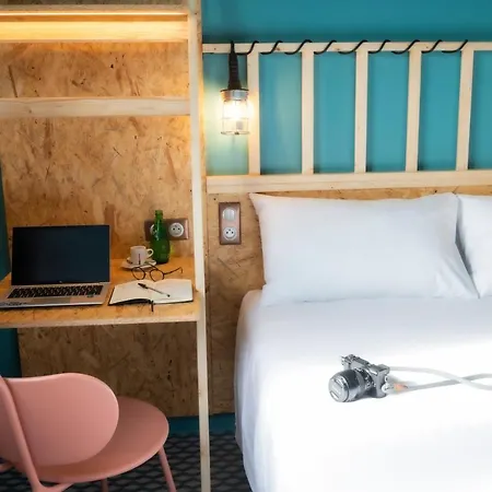 Hotel Birgit Centre 3*