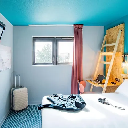 Birgit Centre Hotel 3*