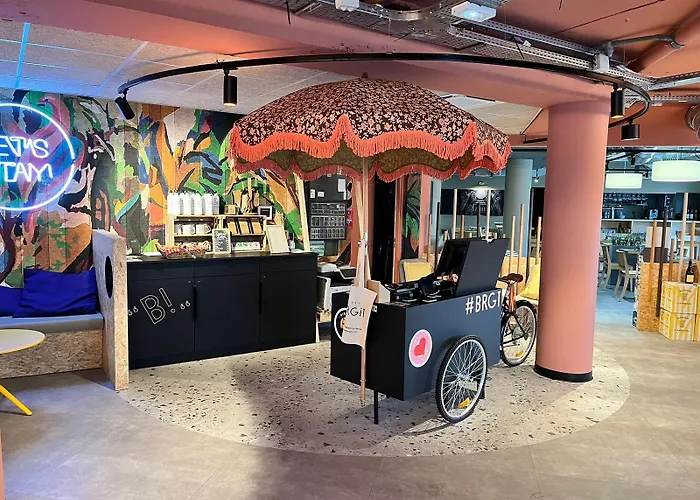 Hotel Birgit Centre 3*