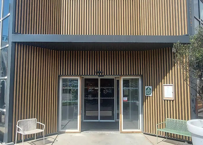 Hotel Birgit Centre 3*