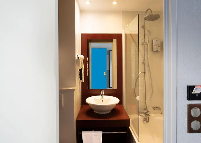 Birgit Centre Hotel 3*