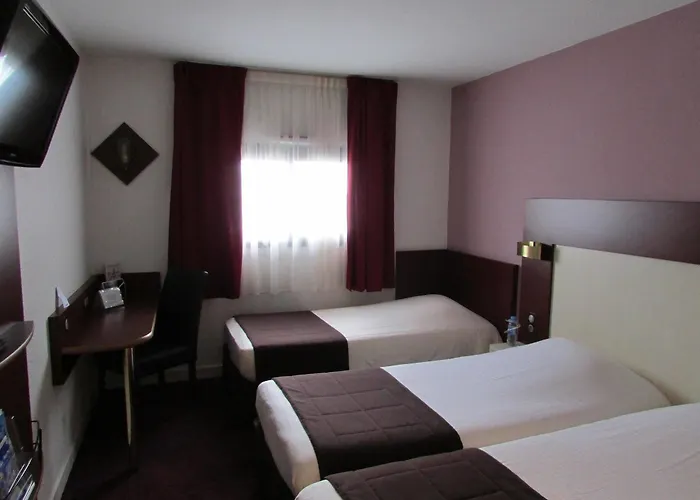 Hotel Birgit Centre 3*